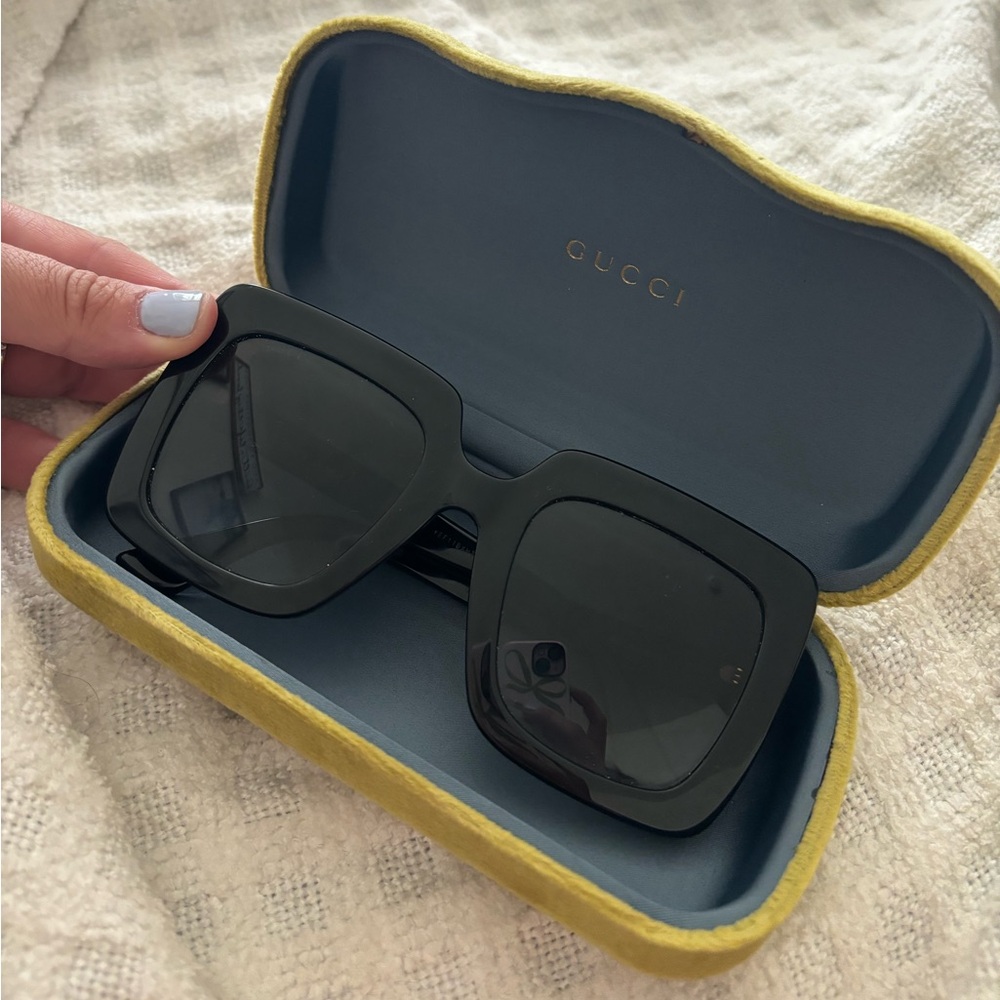 Gucci sunglasses oversized